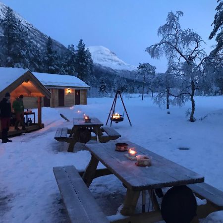 Camp Dronningkrona Alvundeid Buitenkant foto