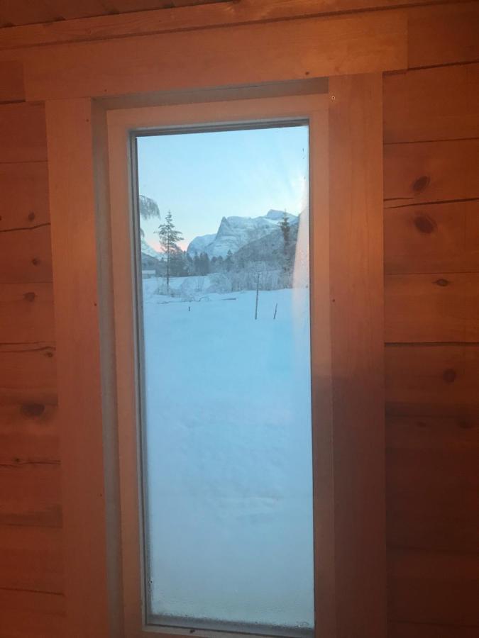Camp Dronningkrona Alvundeid Buitenkant foto